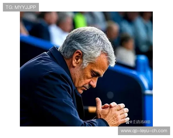 世界名帅怒踹广告牌，背后的深层次原因你知道吗？